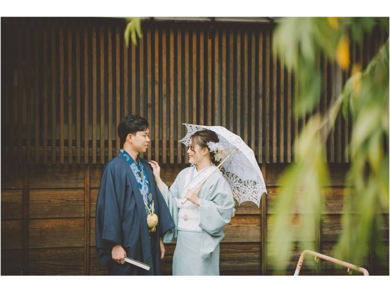 東京・浅草「HANAYAKA着物&浴衣レンタル」 浴衣レンタルをして散策を楽しむカップル 東京デート