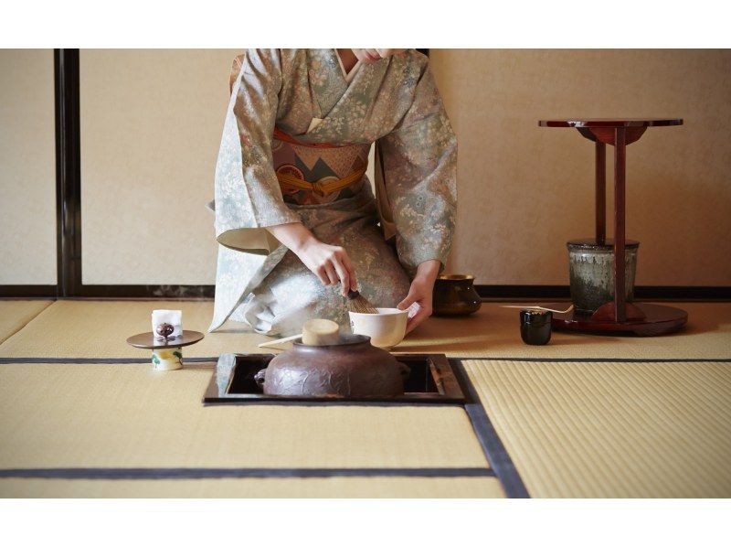 [Tokyo/Sensoji Temple] Kimono & tea ceremony authentic Japanese culture experience provided by HANAYAKAの紹介画像