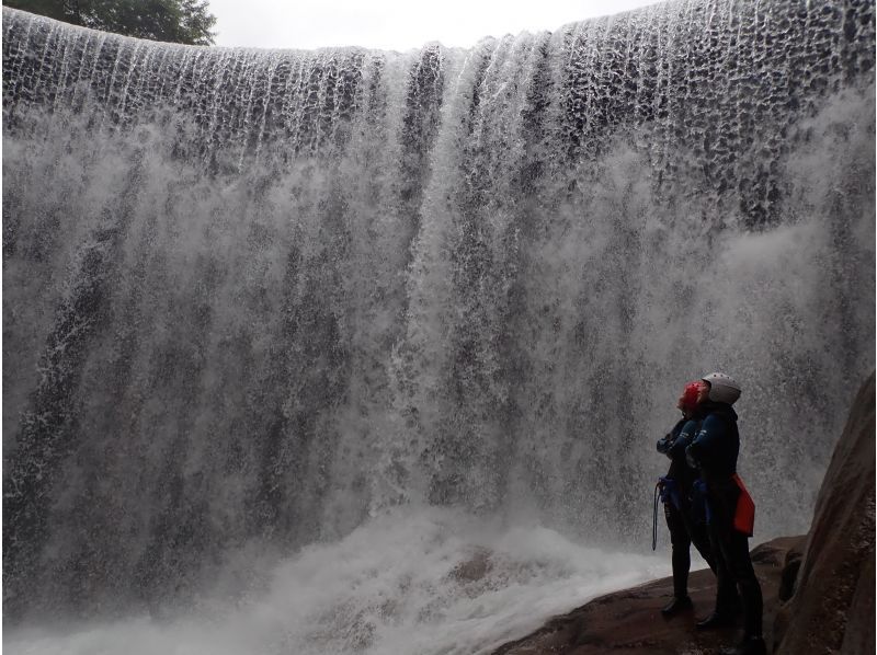 [Gunma Minakami] Canyoning at the famous peak Tanigawadake! Nishi Kurosawa course!