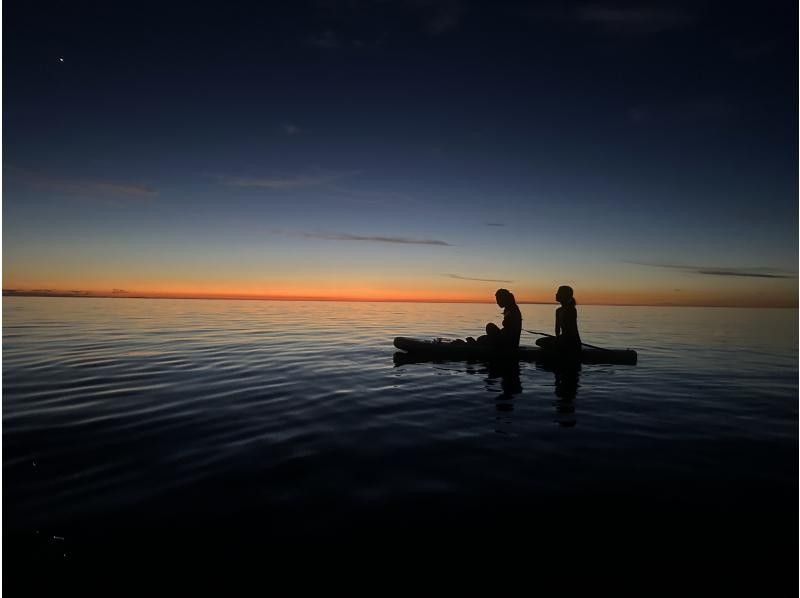 [Ishigaki Island] ★Private tour limited to one group★Natural planetarium✨Night SUP We are confident that you will say "I'm glad I came here"✨の紹介画像