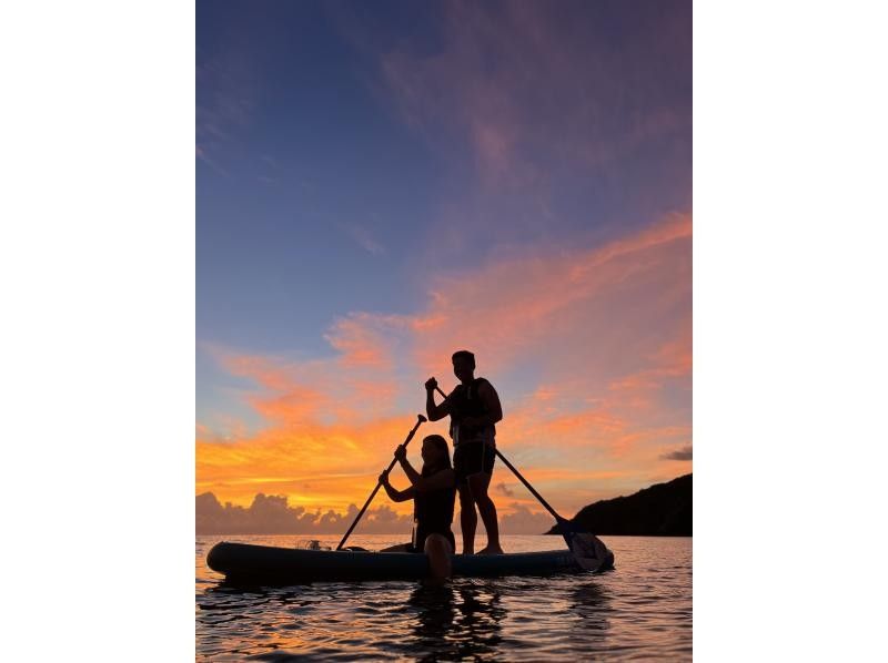 [Ishigaki Island] ★Private tour limited to one group★《The most spectacular view on Ishigaki Island》Sunset SUP✨We are confident that you will be glad you came here!の紹介画像