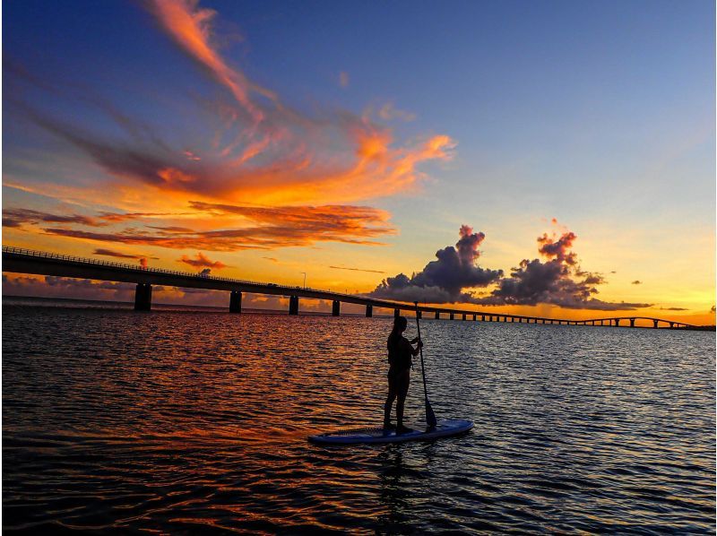 [Miyakojima/Evening] Sunset SUP or canoe ★ Very popular activity ★ Instagram-worthy ★ Photo data gift! Beginners welcome!の紹介画像