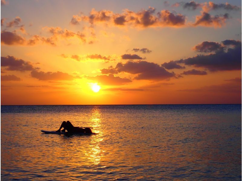 [Miyakojima/Early morning] The best sunrise SUP or canoeing ★ A relaxing and moving experience from the morning ★ Free photos ★ The best morning ★ Empty-handed participation OK!の紹介画像