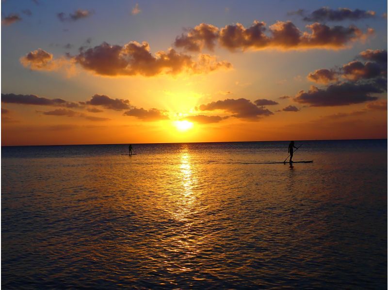 [Miyakojima/Early morning] The best sunrise SUP or canoeing ★ A relaxing and moving experience from the morning ★ Free photos ★ The best morning ★ Empty-handed participation OK!の紹介画像