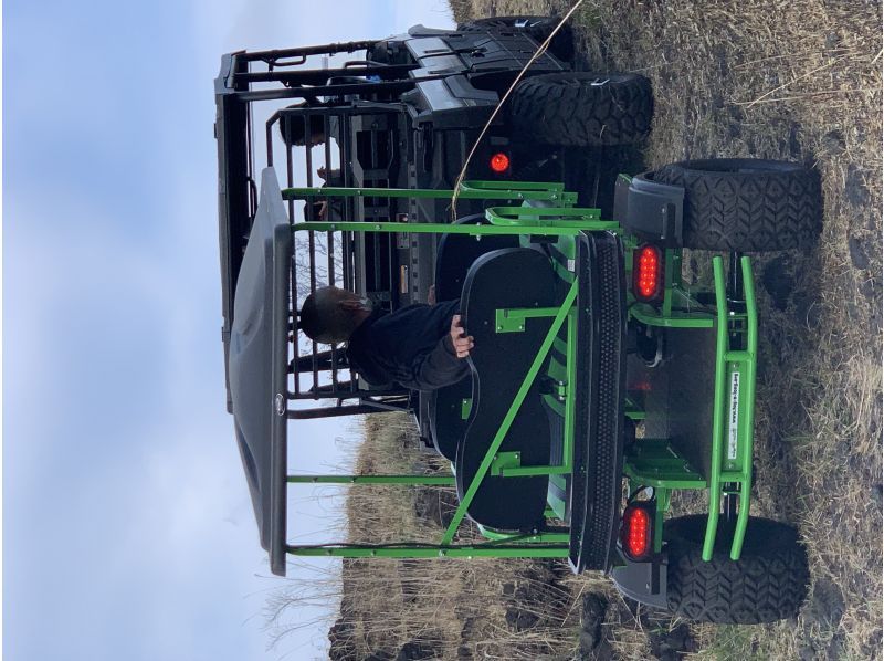 Japan's first SxS sightseeing buggy panorama long course (approximately 45 minutes, up to 9 people) A driver and guide will guide you in a 10-seater buggyの紹介画像