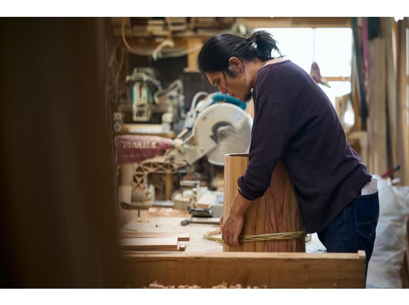 【GEMBAモノヅクリエキスポ2023】北陸唯一の木桶職人に教わる、風呂桶づくり体験の紹介画像