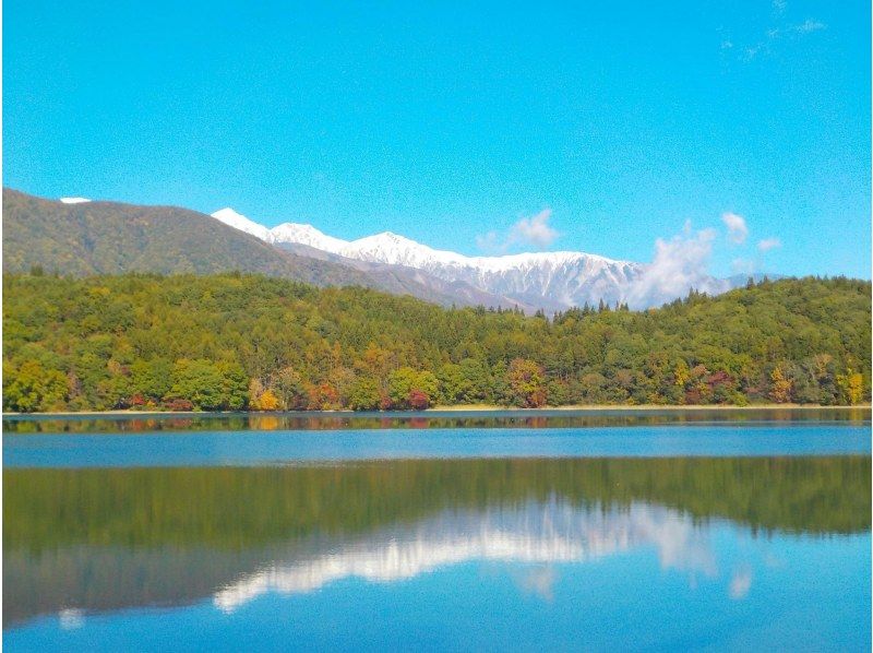 [Nagano / Lake Aoki SUP] Autumn leaves SUP rental for a full 2 hours! Enjoy a leisurely stroll on the water!の紹介画像