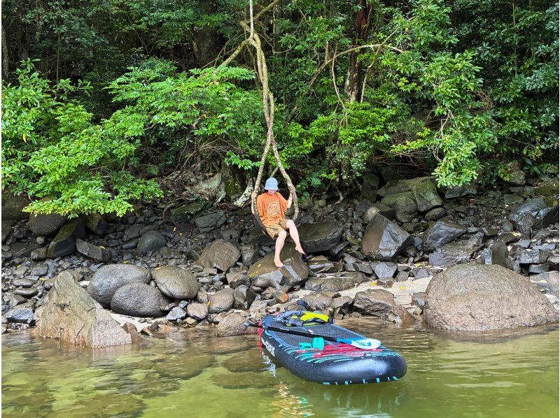 [Private charter & transportation included] Anbo River SUP Stand up paddle boat on the Anbo River, one of the largest rivers in Yakushimaの紹介画像