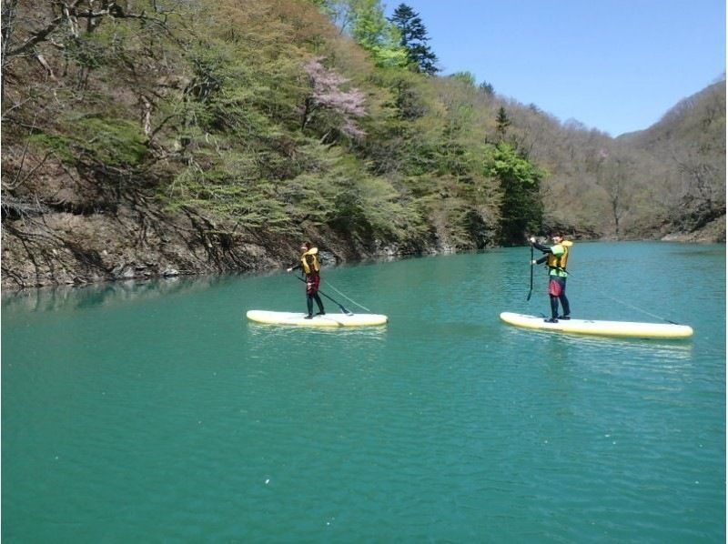 [Gunma/Shima] A long-awaited SUP experience at Lake Shima where the striped blue shines ☆の紹介画像