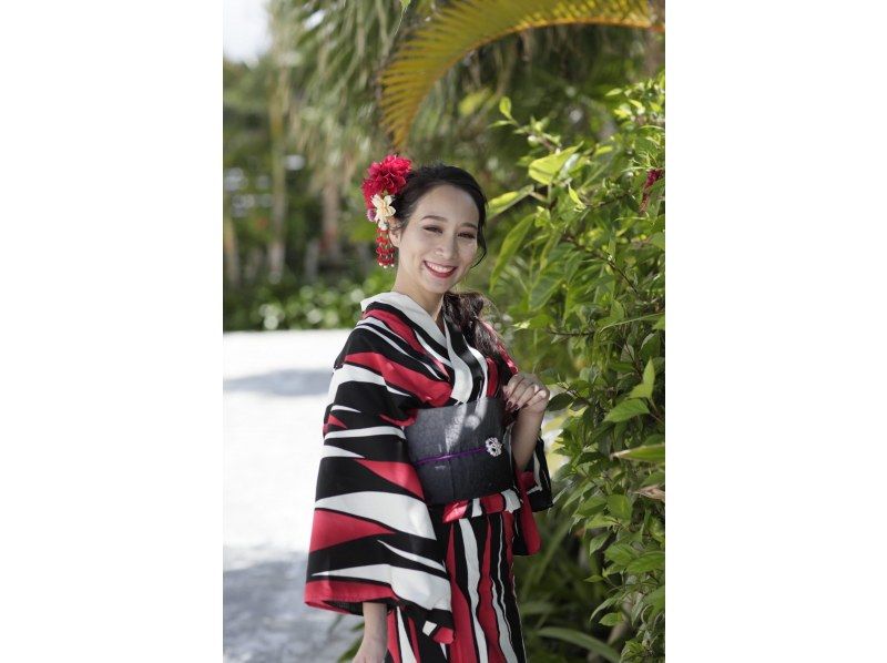 [Okinawa/Naha] Oguri Kimono Salon's original Kyoto yukata rental walking planの紹介画像
