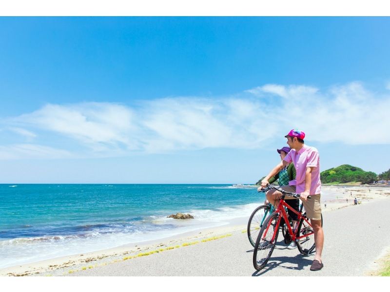 【후쿠오카・시가지마】후쿠오카의 당일치기 여행에 최적! 하카타에서 30분만에 바다의 행운과 절경이 기다려지네요! 페달과 함께 섬 바람을 자르는 사이클링 체험の紹介画像