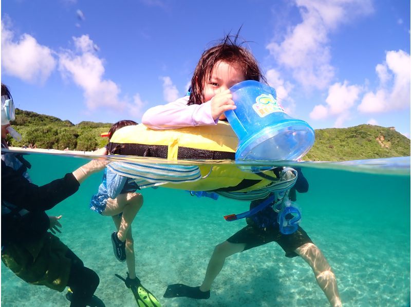 [Miyakojima, 2 hours] Close-up snorkeling with sea turtles | Showers and changing spaces available | Photos and videos will be given to you on the same day | Full refund guaranteeの紹介画像