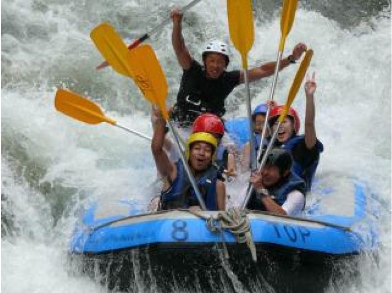 [Gunma, Minakami] Recommended greedy course ♪ Rafting & intermediate canyoning HANEGE 1 day plan [lunch included]の紹介画像