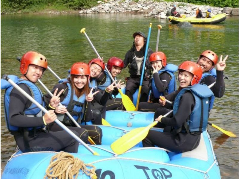 [Gunma, Minakami] Recommended greedy course ♪ Rafting & intermediate canyoning HANEGE 1 day plan [lunch included]の紹介画像