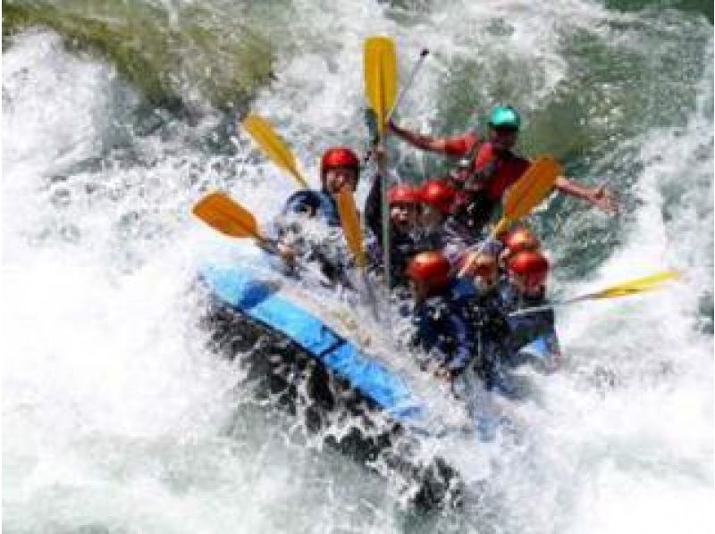 [Gunma, Minakami] Recommended greedy course ♪ Rafting & intermediate canyoning HANEGE 1 day plan [lunch included]の紹介画像