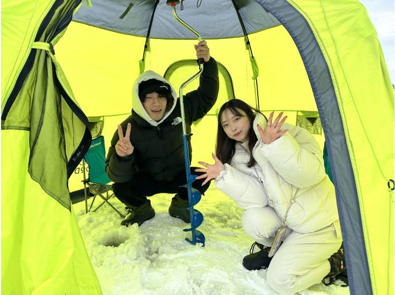 【北海道・札幌近郊】送迎あり・テント貸切★丸ごと体験プラン❤️穴あけ〜釣って天ぷらまでチャレンジ！５歳からOK❤️釣り仙人と行くワカサギ釣りの紹介画像