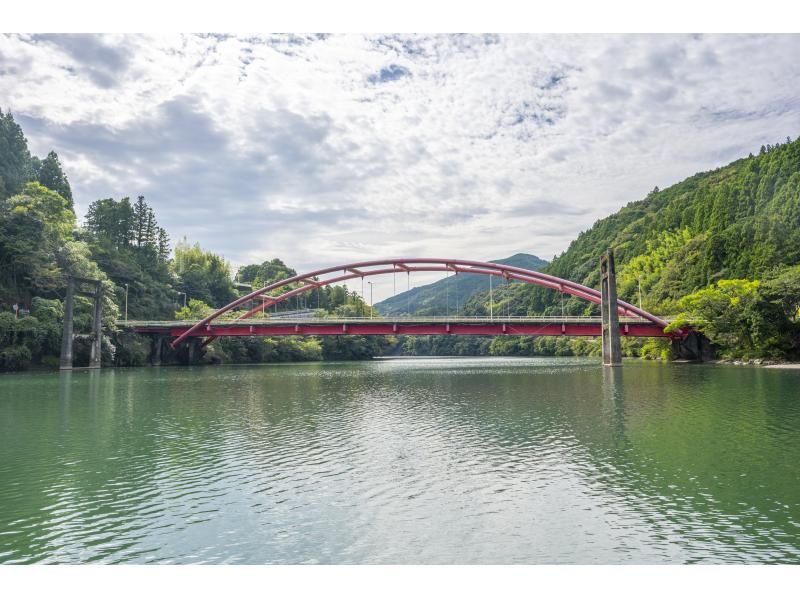 ～A hidden place that can only be reached by SUP! Monobe River Jungle Cruise～ [A completely private cruise for one group only!]の紹介画像