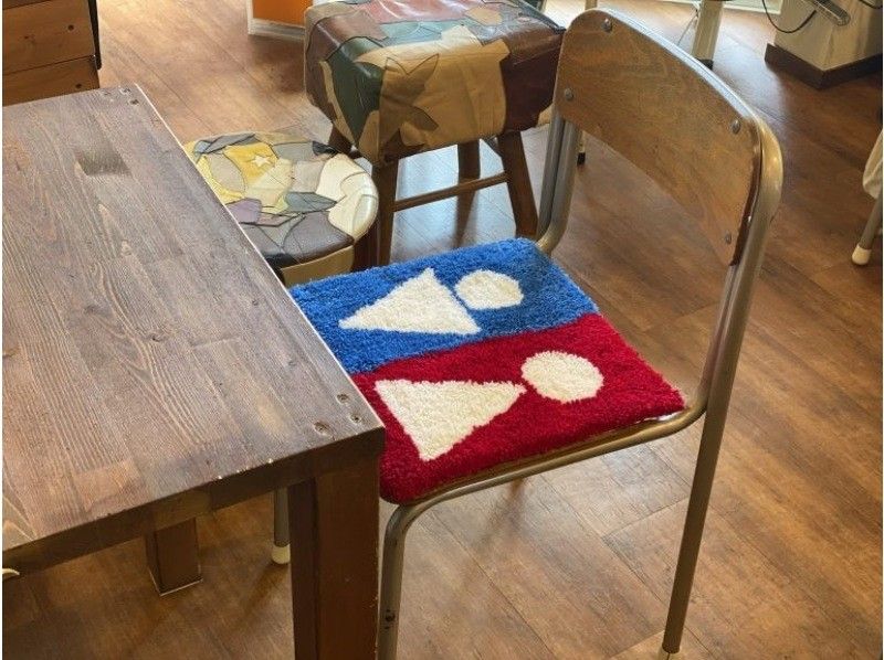 【東京・調布】タフティング TUFTING 〜世界で１つの小さめラグを作ろう（35cm×35cmまで）の紹介画像