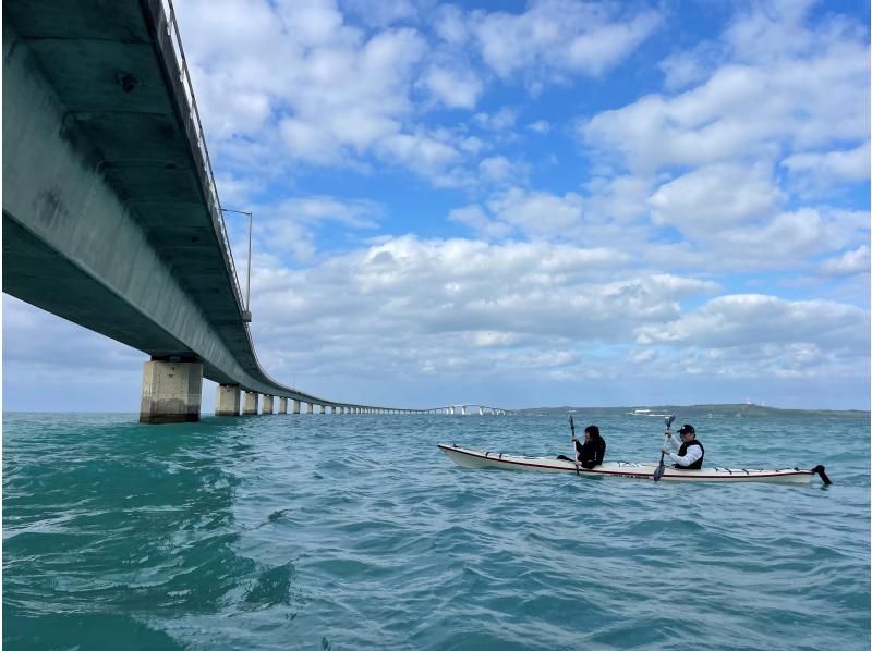 [Okinawa, Miyakojima] Go by sea kayak! Landing tour of the phantom island [Yuni Beach] with drone photography of the spectacular view ★ We will guide you in a small group ♪ Recommended for beginners too!の紹介画像