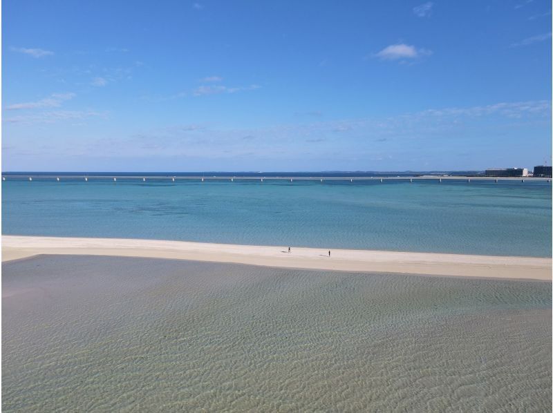 【沖縄・宮古島】シーカヤックで行く！幻の島【ユニの浜】上陸ツアー　絶景のドローン撮影付★ 嬉しい少人数制でご案内♪ 初心者の方もおすすめ！の紹介画像