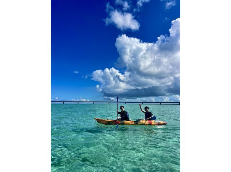 [Okinawa, Miyakojima] Go by sea kayak! Landing tour of the phantom island [Yuni Beach] with drone photography of the spectacular view ★ We will guide you in a small group ♪ Recommended for beginners too!の紹介画像