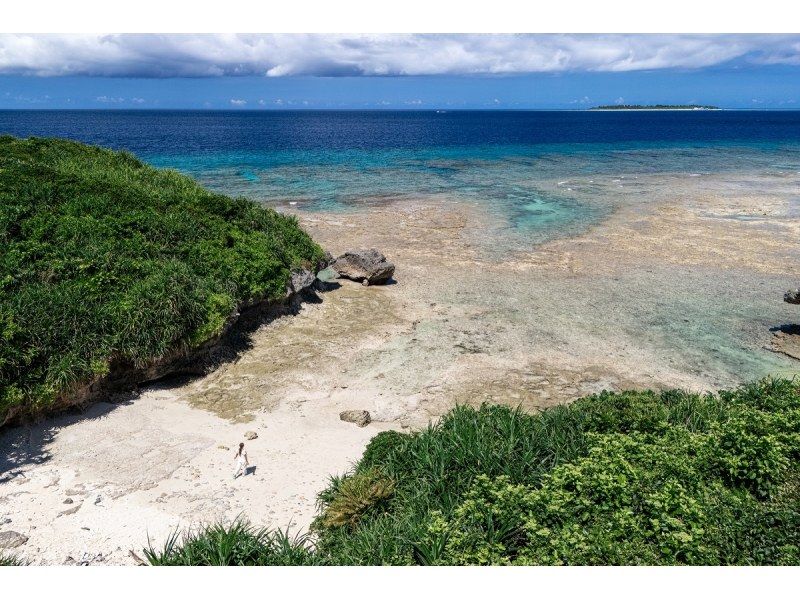 【沖縄 北部 瀬底島 本部町】リゾートバギー★ 沖縄の自然を贅沢体験♪ ４歳～参加OK！森 海コース 瀬底ビーチで大冒険☆ ATV の紹介画像