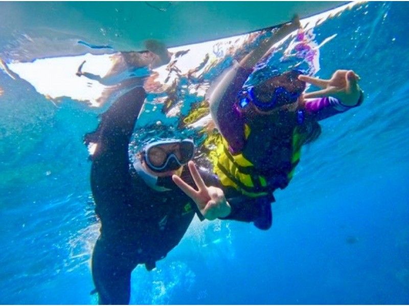 [Blue Cave Snorkel] Exclusive guided tour to “Okinawa Blue Cave”