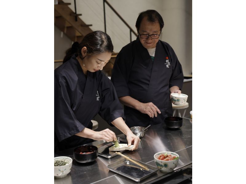 [Tokyo/Nishiazabu] You can make tuna sashimi using a Japanese knife! Learn more about Japanese knives! Tuna bowl lunch includedの紹介画像
