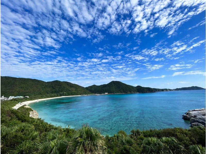 A snorkeling tour to Tokashiki Island organized by Marine Club Kanaloa