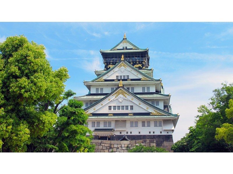 SALE! [Osaka area] Custom-made 10-hour day trip tour in a private hire car with a private driverの紹介画像