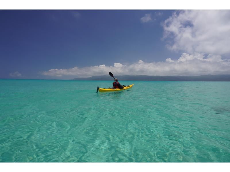 [Okinawa, Iriomote Island] Island hopping with a sea kayak [Kayaking]の紹介画像
