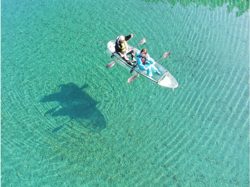 [Kochi・Niyodo River] Experience crystal kayaking (clear kayaking) in the middle of the Niyodo Blue and take drone photos! Data gift!の紹介画像