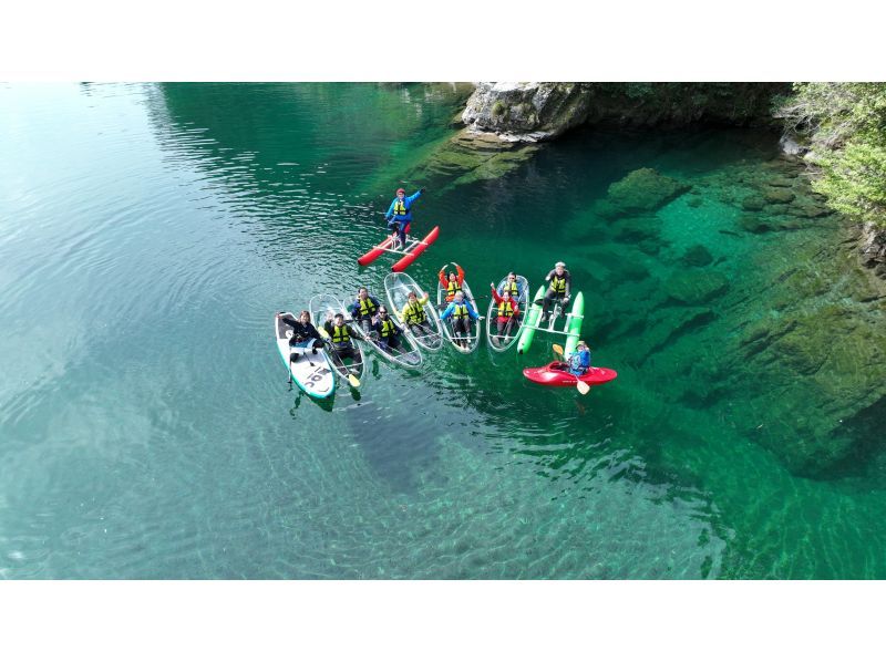 [Kochi・Niyodo River] Experience crystal kayaking (clear kayaking) in the middle of the Niyodo Blue and take drone photos! Data gift!の紹介画像