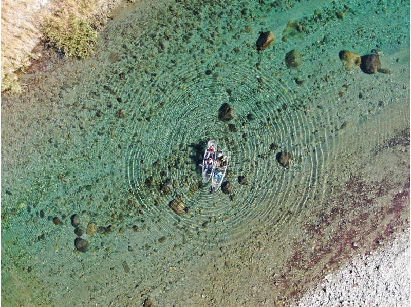 [Kochi・Niyodo River] Experience crystal kayaking (clear kayaking) in the middle of the Niyodo Blue and take drone photos! Data gift!の紹介画像