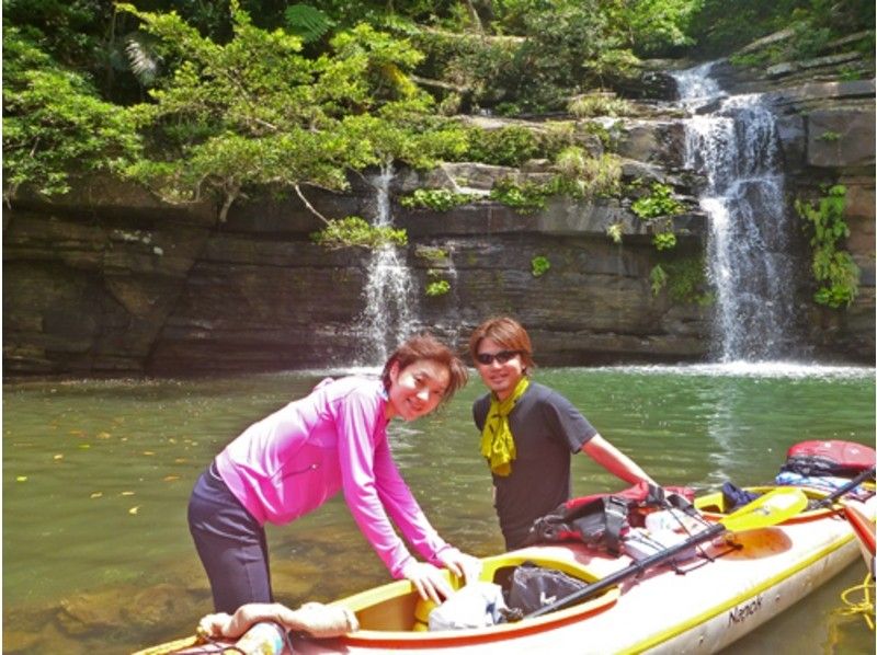 [Iriomote Island, 6 hours] with outdoor lunch! Wrapped in nature, relax! laid back Sea kayak tooling!の紹介画像