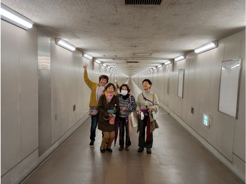 【人気No2】成田空港の2つの異空間トンネル探検★都会の秘境駅と滑走路下のトンネルも見学★お一人様やリクエスト予約歓迎の紹介画像