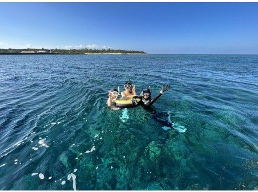 〖沖縄北部離島〗水納島ボートスキンダイビング2本/1組完全貸切/女性フリーダイバーがガイドします!たくさん泳ぎたい方にお勧め 〖沖縄北部離島〗水納島ボートスキンダイビング2本/1組完全貸切/女性フリーダイバーがガイドします!たくさん泳ぎたい方にお勧め