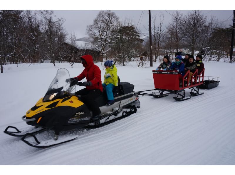 [Snowmobile experience] Have fun in the snowy world of Urabandai! Beginners welcome! Dogs welcome! No license required! Families, couples, women, and groups!の紹介画像