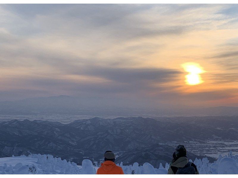 ยามากาตะ คามิโนยามะ ซาโอไรเซอร์เวิลด์ ชมพระอาทิตย์ตก “จูเฮียวสีพระอาทิตย์ตก”の紹介画像