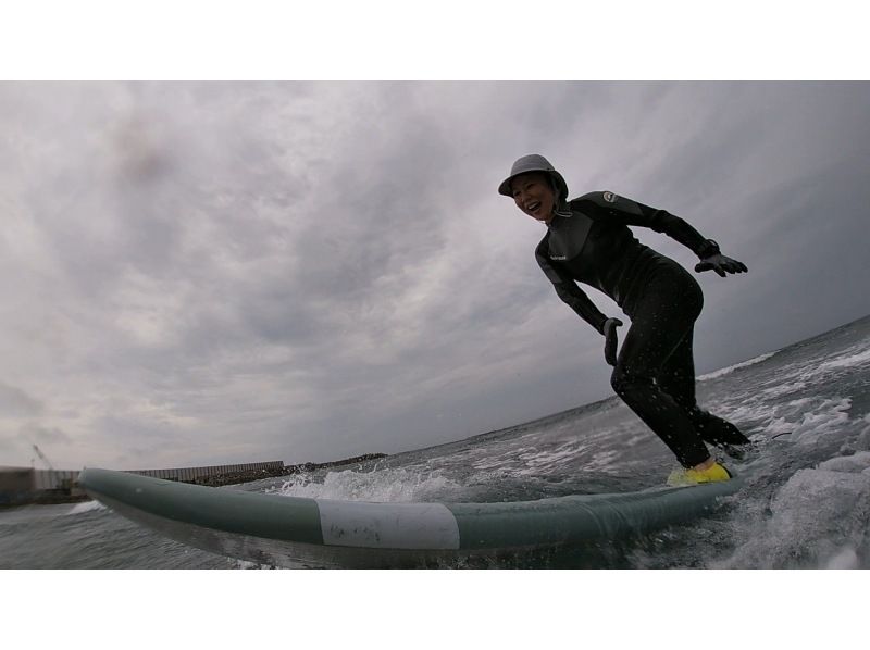 [Southern Okinawa] "Only one group" fully reserved ☆ Private surfing fin experience tour! Free equipment rental, photos and videos as gifts!の紹介画像
