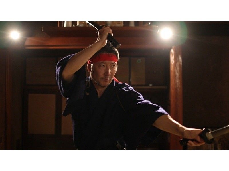 [SALE][Asakusa][Private][2-9 people] Samurai Show! Powerful skills and acting by active actors!の紹介画像