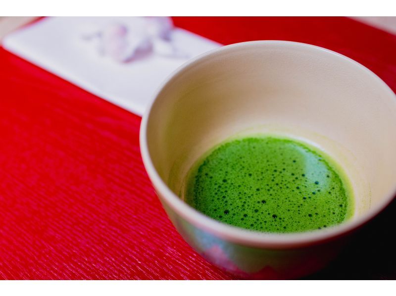 Spring sale underway! [Tokyo/Asakusa]] Great value with the set! Authentic matcha experience included! Let's have fun and make beautiful temari sushi with Japanese moms!の紹介画像