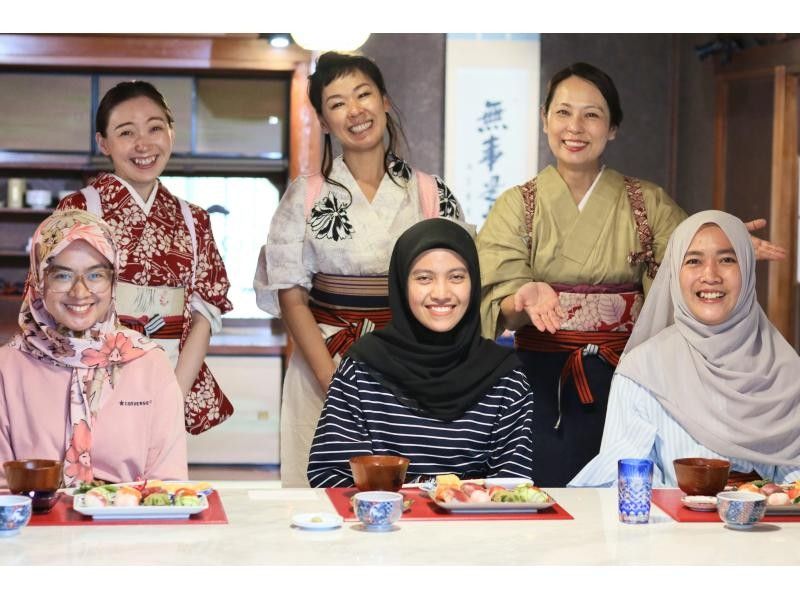 【東京・浅草】】セットでとってもお得！日本のお母さん達と楽しく美しい手毬寿司を作り、本当のお抹茶を体験！の紹介画像