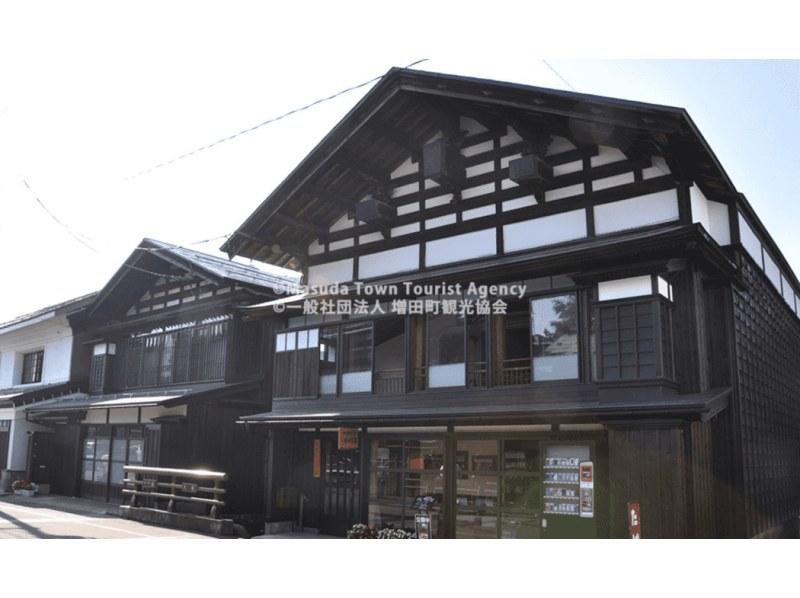 【Akita】Walking Tour of Wealthy Merchant's Storehousesの紹介画像