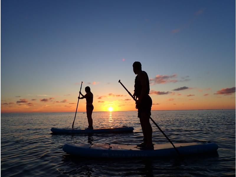 SALE! [Miyakojima/Private/Early Morning] The ultimate morning activity! Sunrise SUP & Private Sea Turtle Snorkeling ★Limited to one group per day! ★Free photo data!の紹介画像