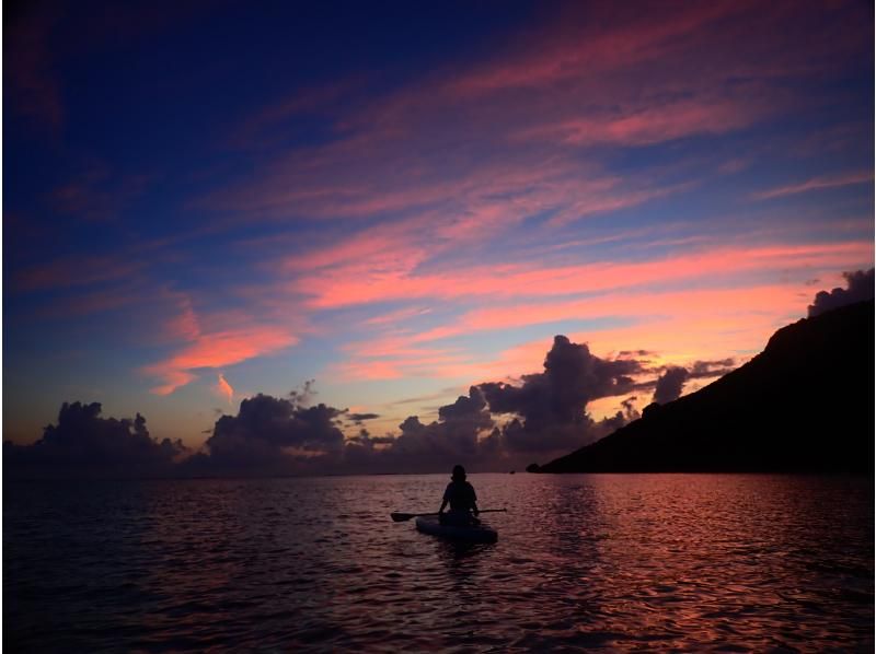 Miyakojima "The ultimate morning activity!" 100% encounter rate continues!! [Sunrise SUP & Sea Turtle Snorkeling] ★Limited to one group per day! ★Free photo data! ★Beginners welcomeの紹介画像