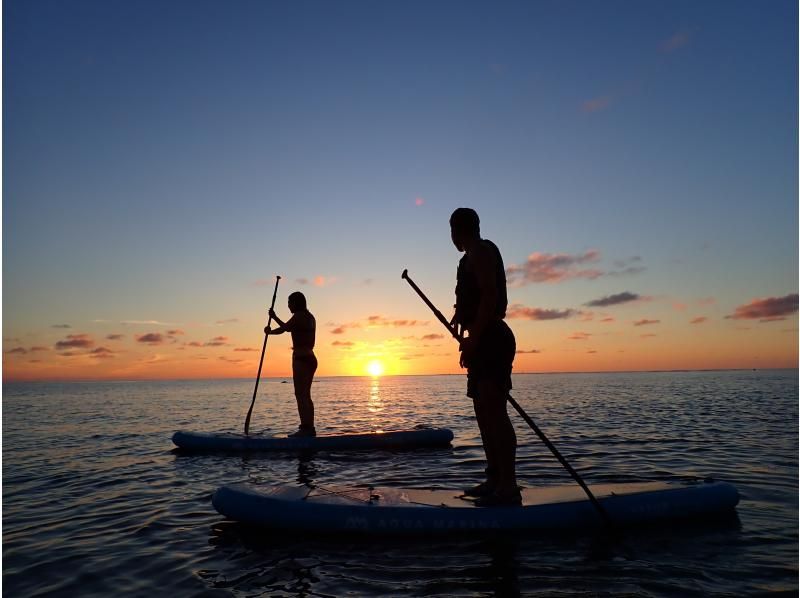 SALE! [Miyakojima/Private/Evening] {Enjoy Miyakojima} Sunset SUP & Private Sea Turtle Snorkeling ★Limited to one group per day★Free photo data!の紹介画像