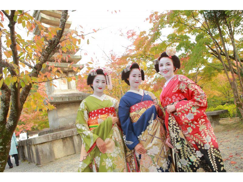 【京都清水寺】限時優惠：團體可享舞妓漫步特惠，僅需8,200日圓（不含稅），原價22,000日圓。 の紹介画像