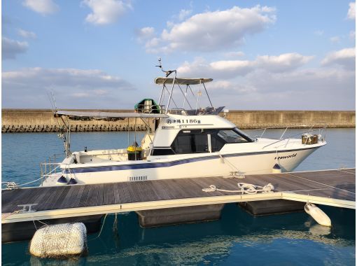 Okinawa, Itoman City] 3 hours of Tenya fishing on a cruiser