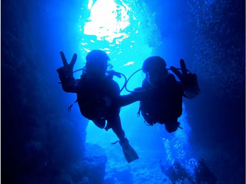 Okinawa Yomitan village Blue Cave diving & Sea kayaking Booking<Beginners welcome >